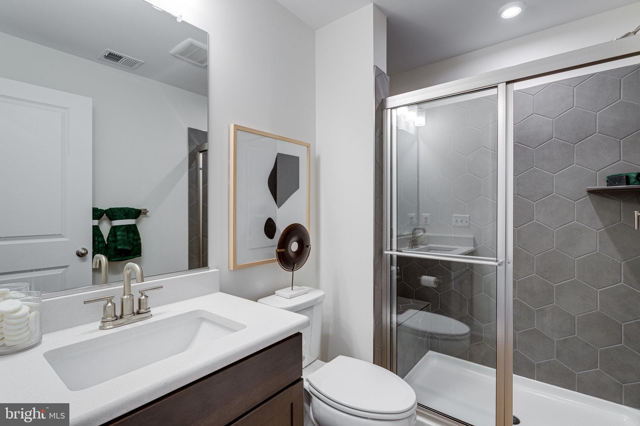 NORTH HILL - Residential