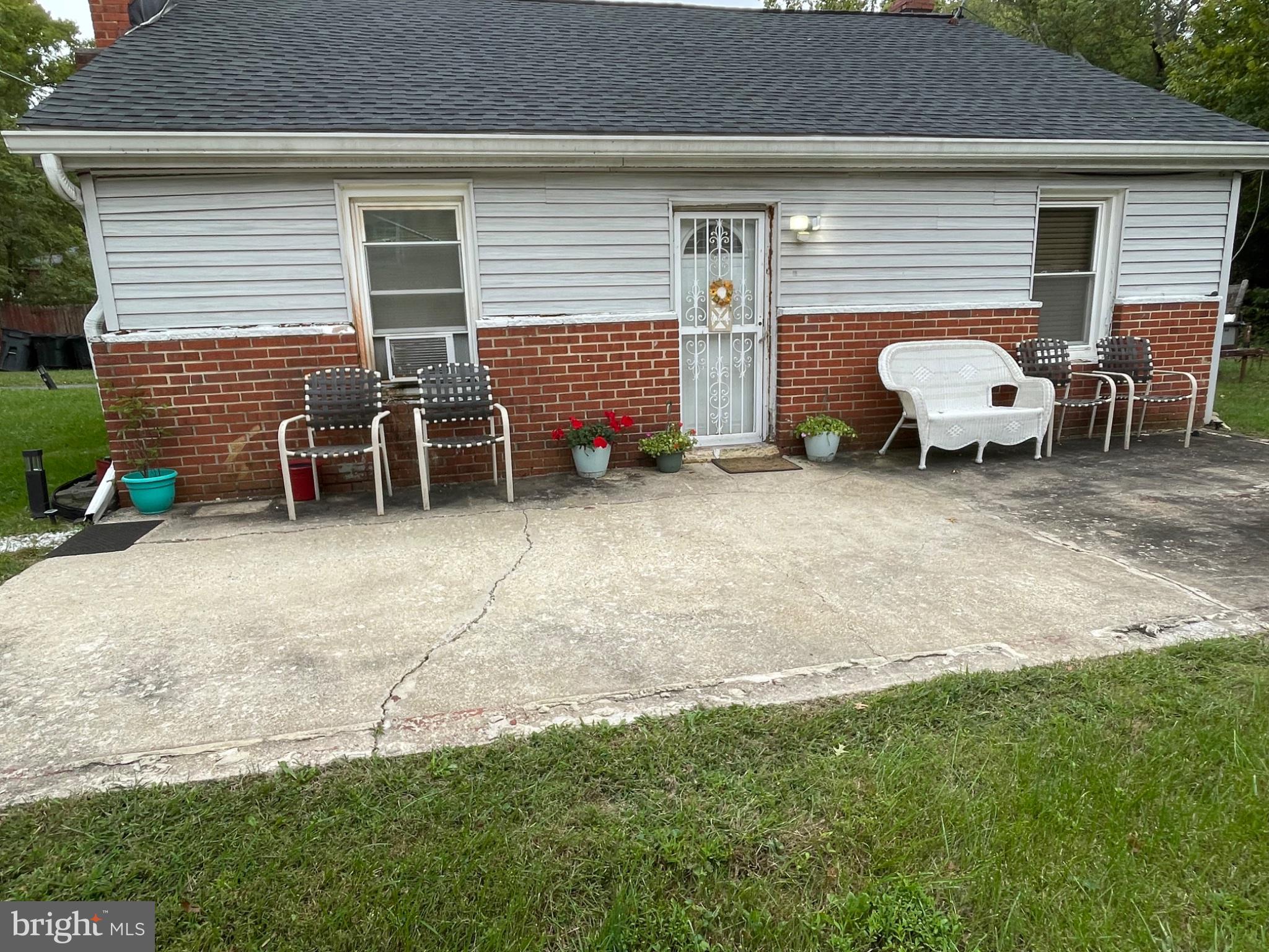3213 TUCKER ROAD