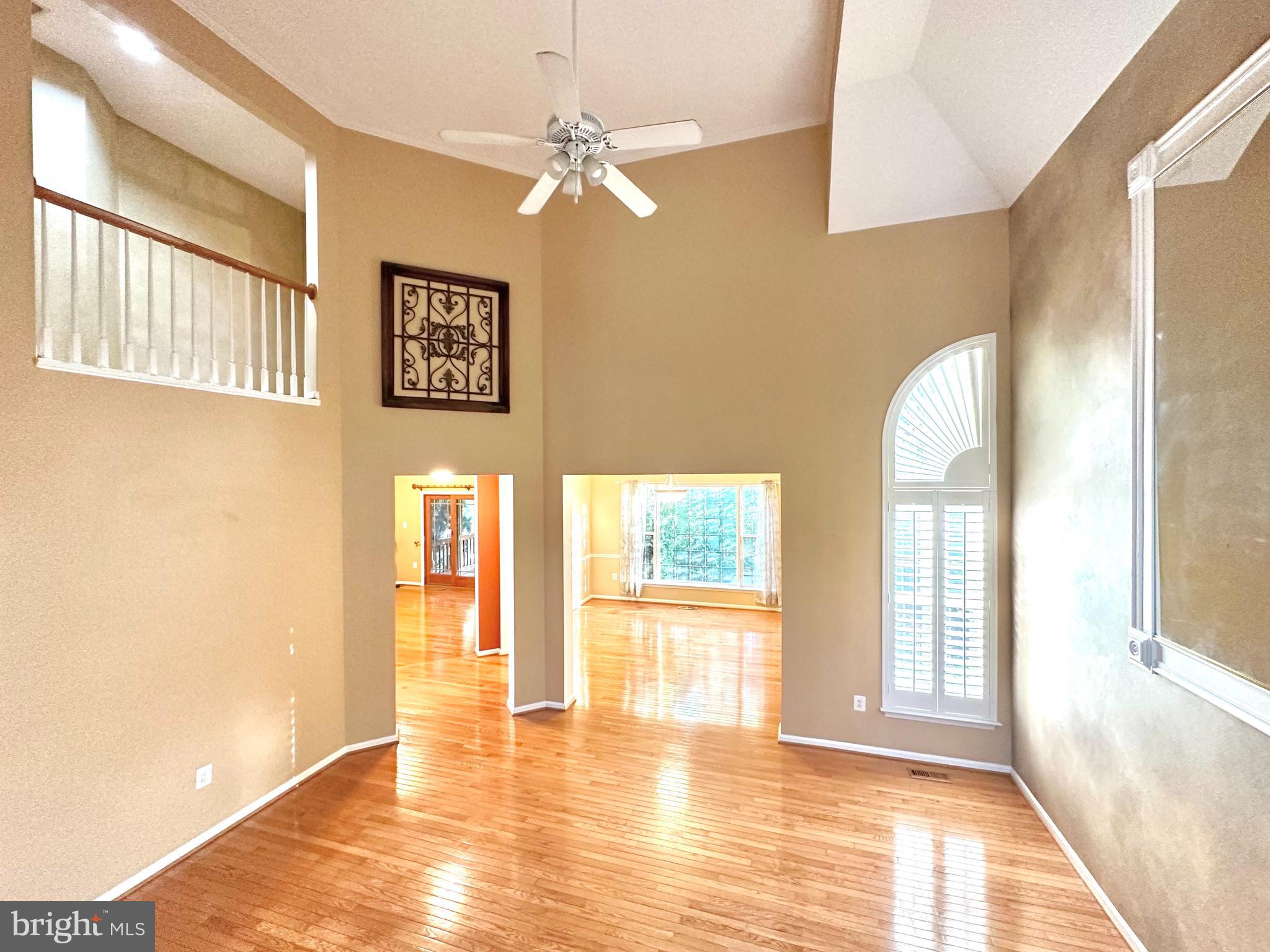 ASHBURN FARM - Residential Lease