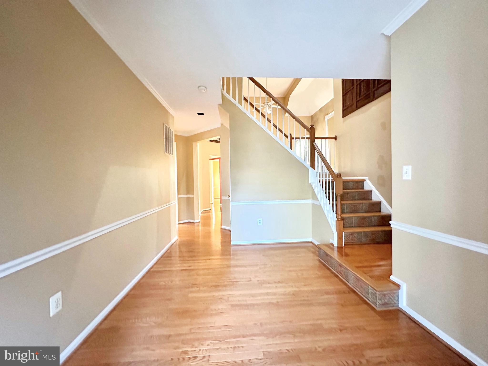 ASHBURN FARM - Residential Lease