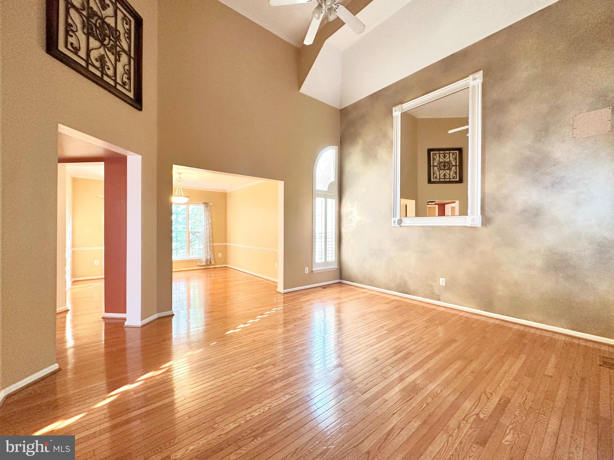 ASHBURN FARM - Residential Lease