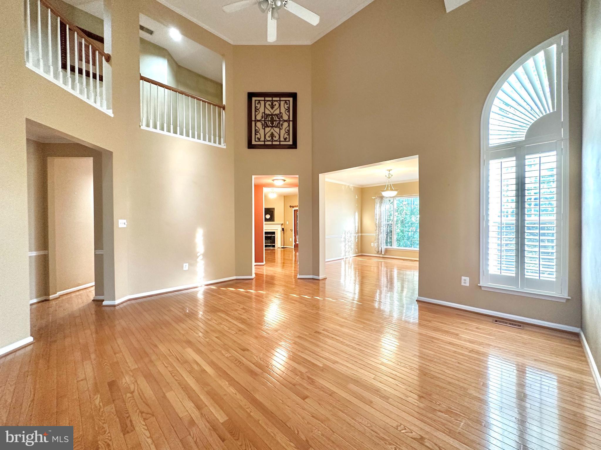 ASHBURN FARM - Residential Lease