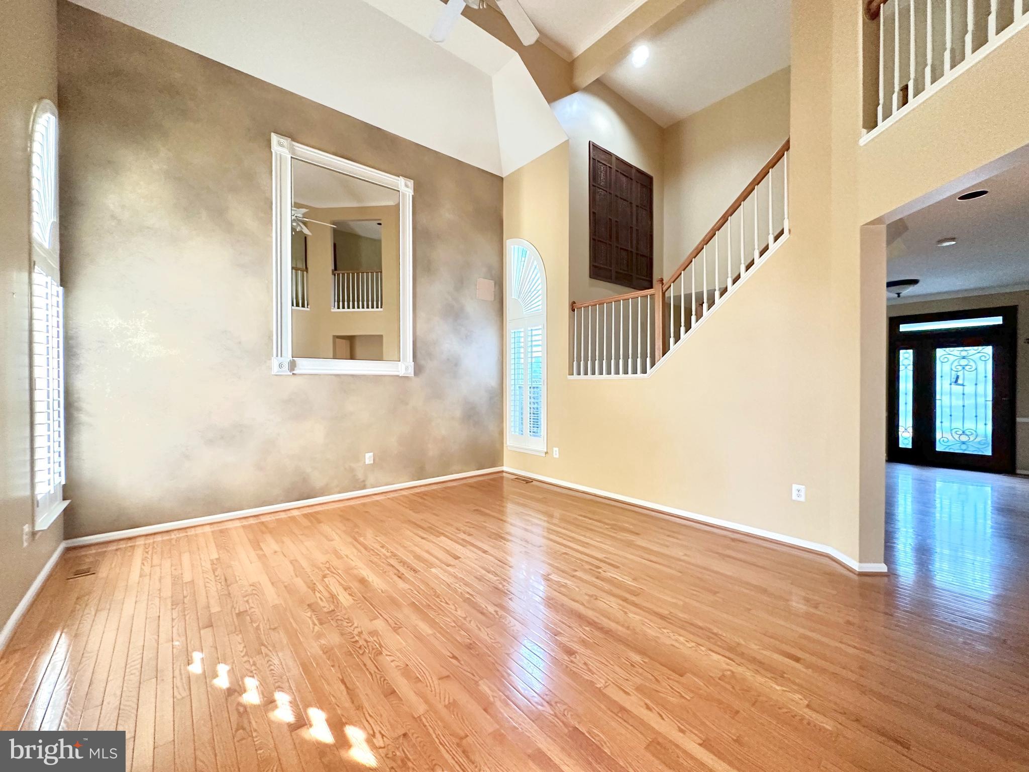 ASHBURN FARM - Residential Lease