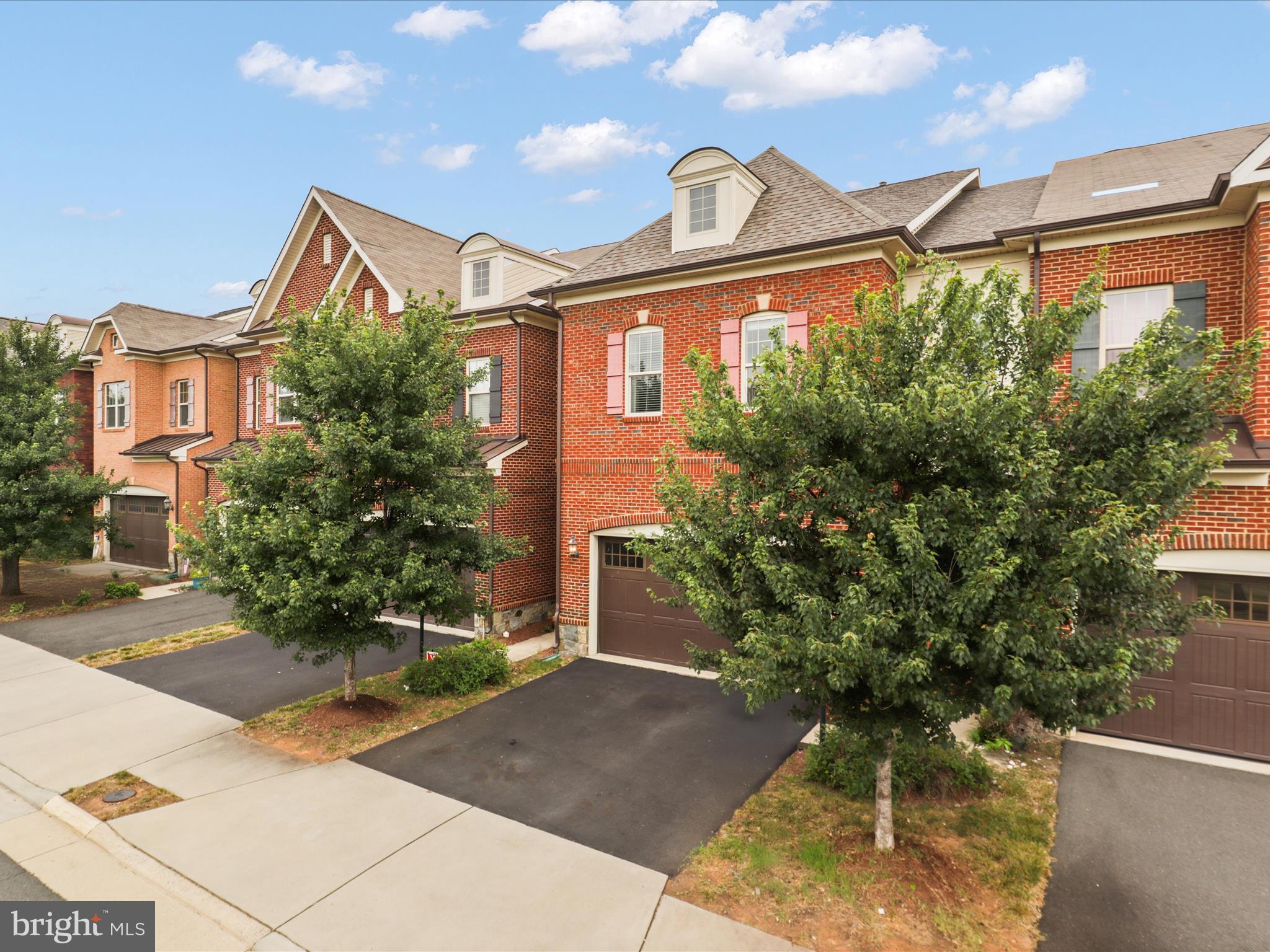 BRAMBLETON - Residential