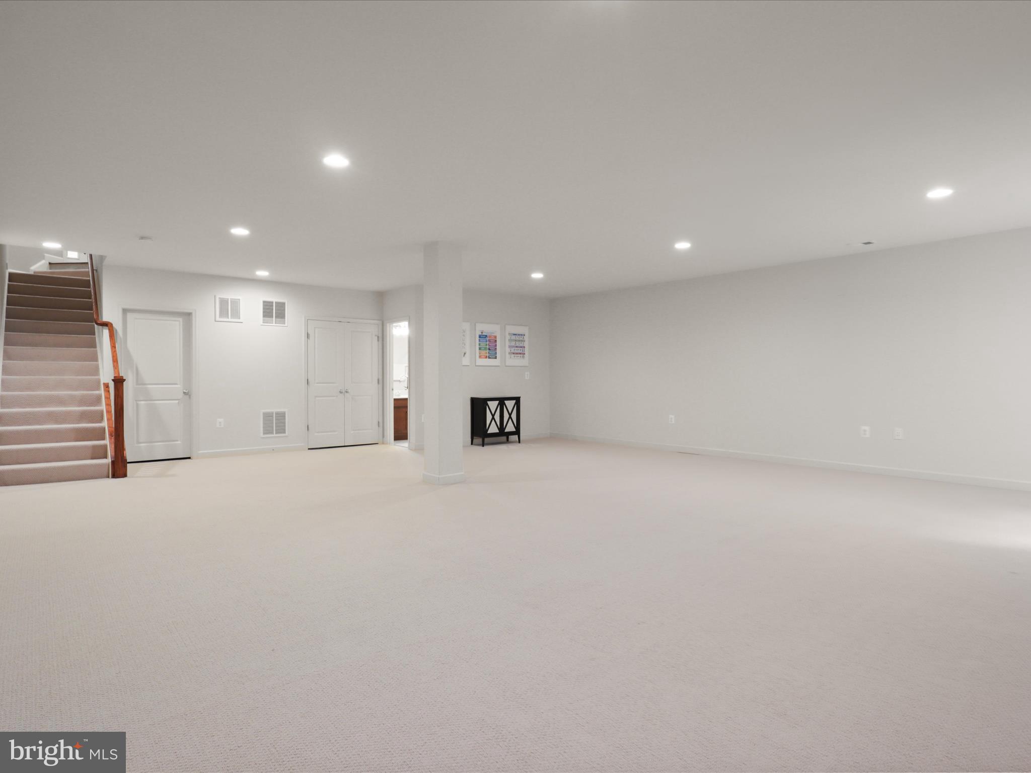 BRAMBLETON - Residential