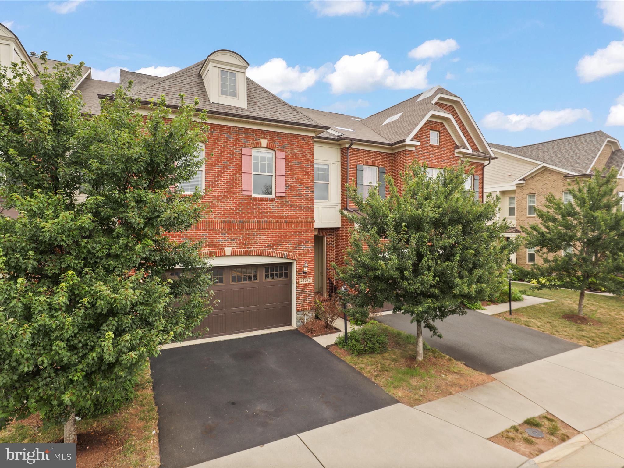 BRAMBLETON - Residential