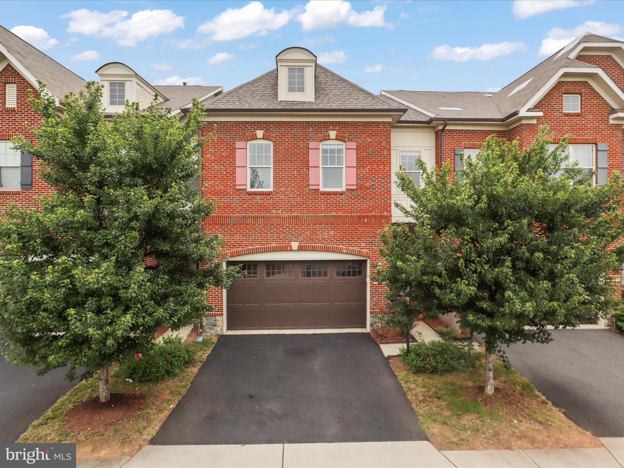 BRAMBLETON - Residential