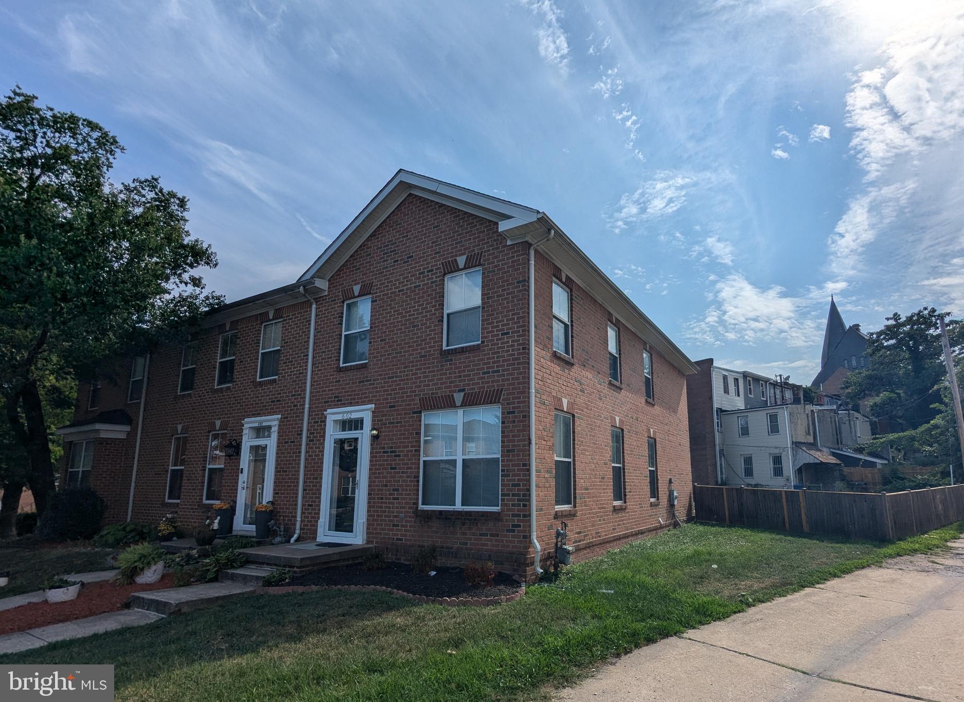 HERITAGE CROSSING - Residential