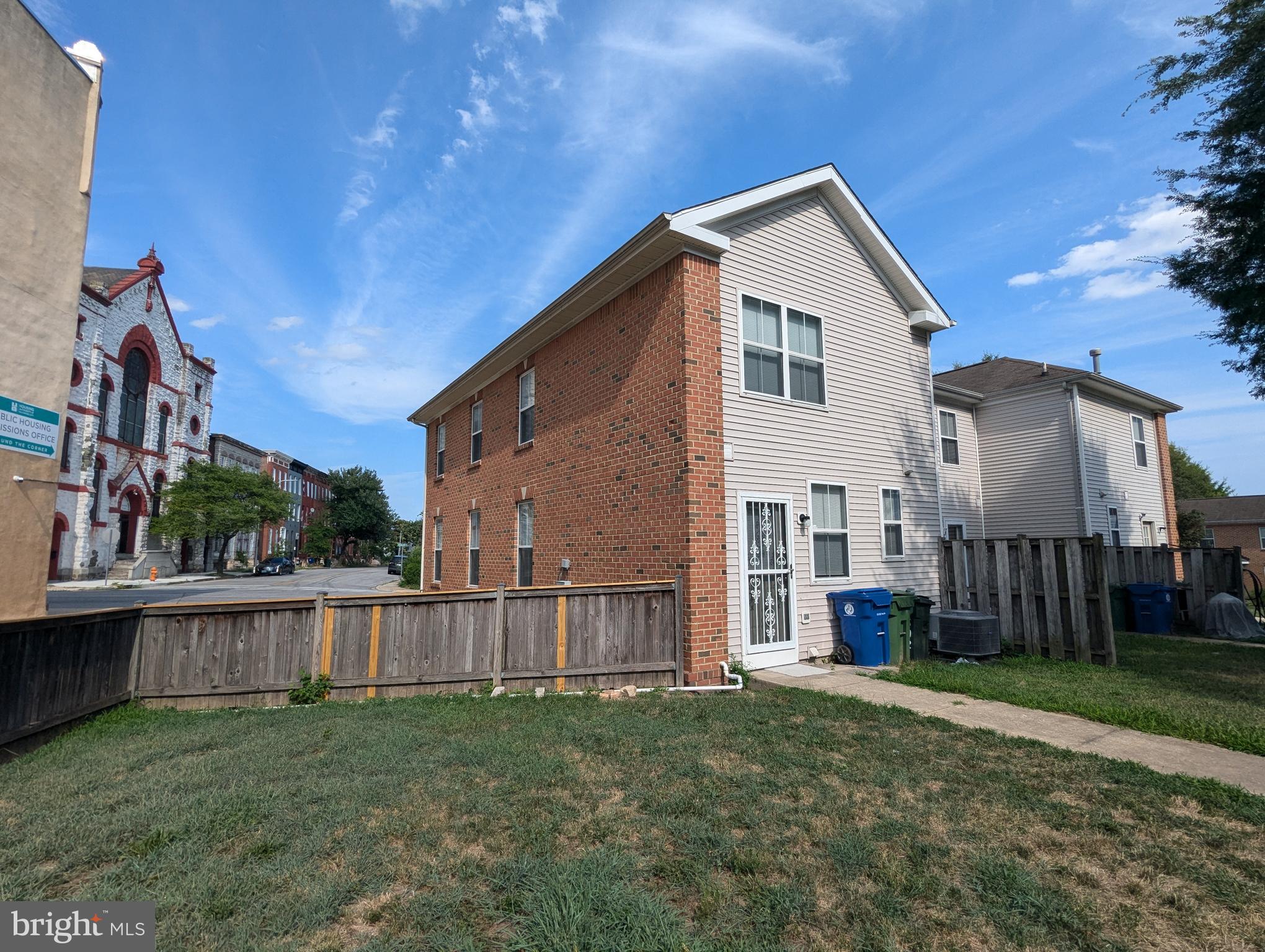 HERITAGE CROSSING - Residential