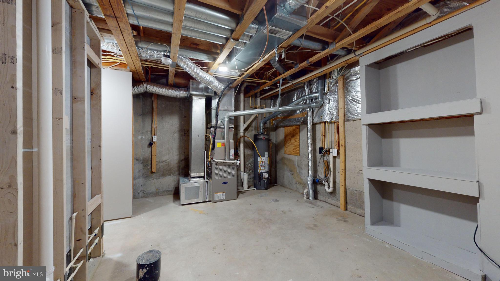 HERITAGE CROSSING - Residential