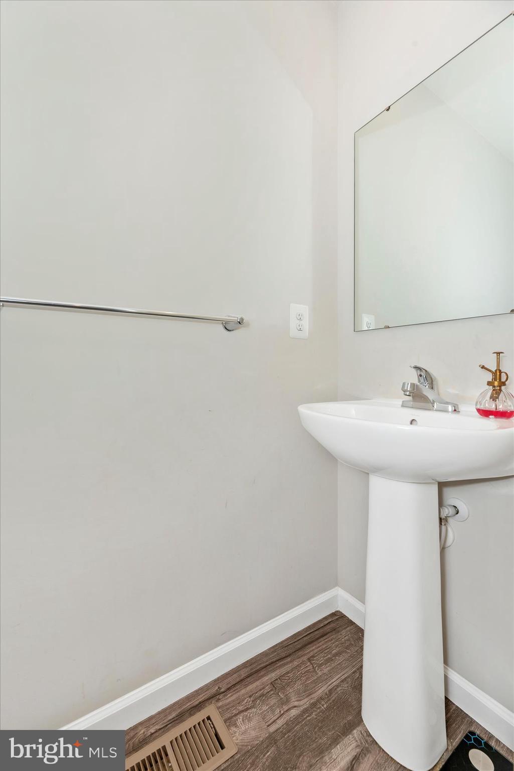 MEADE'S CROSSING - Residential