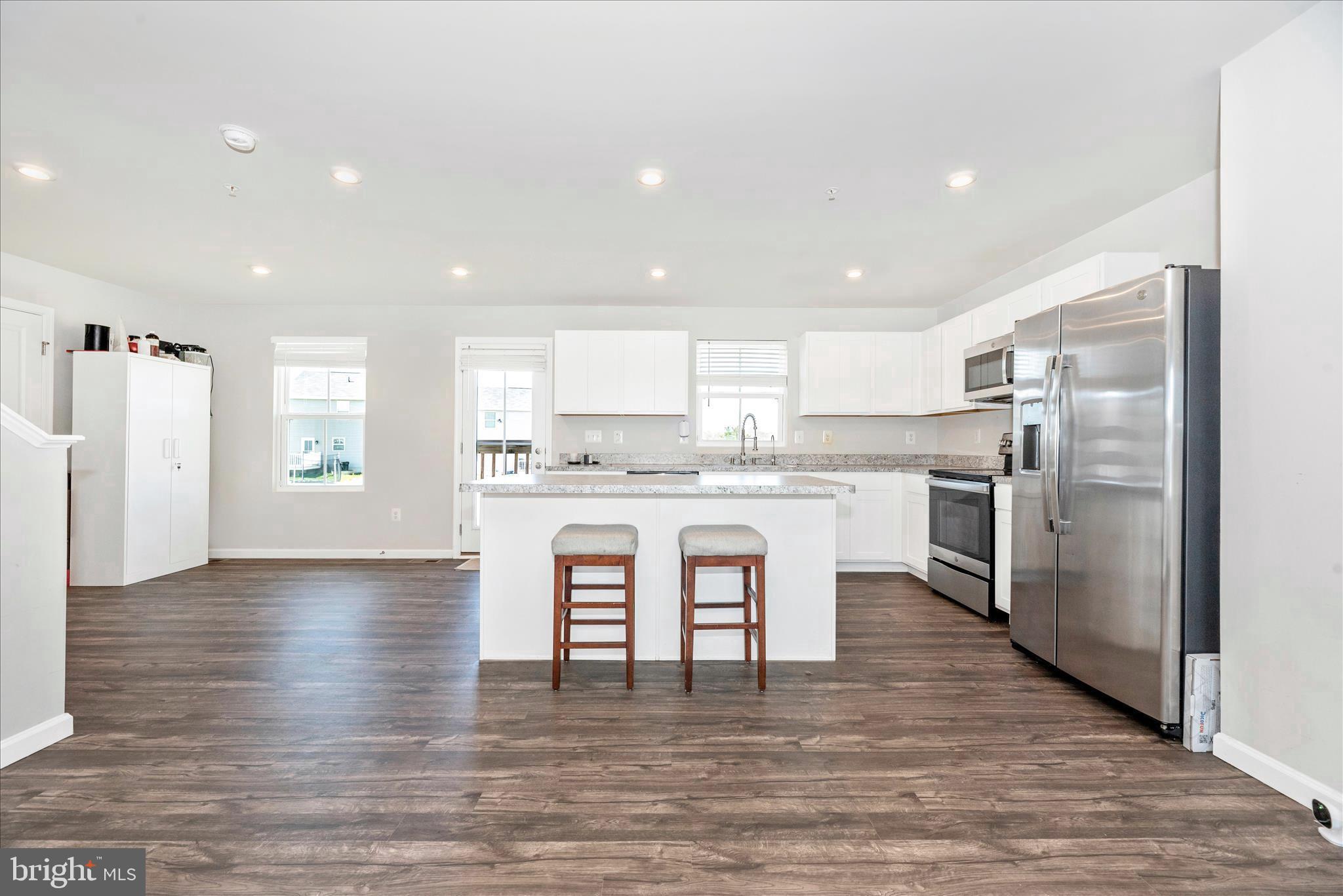 MEADE'S CROSSING - Residential