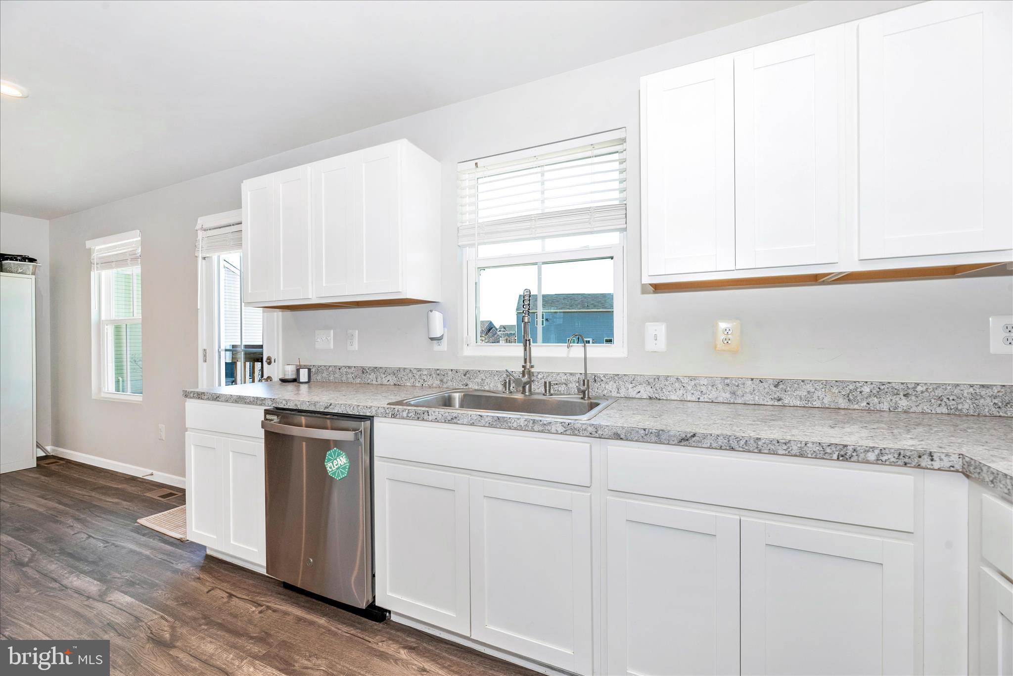 MEADE'S CROSSING - Residential