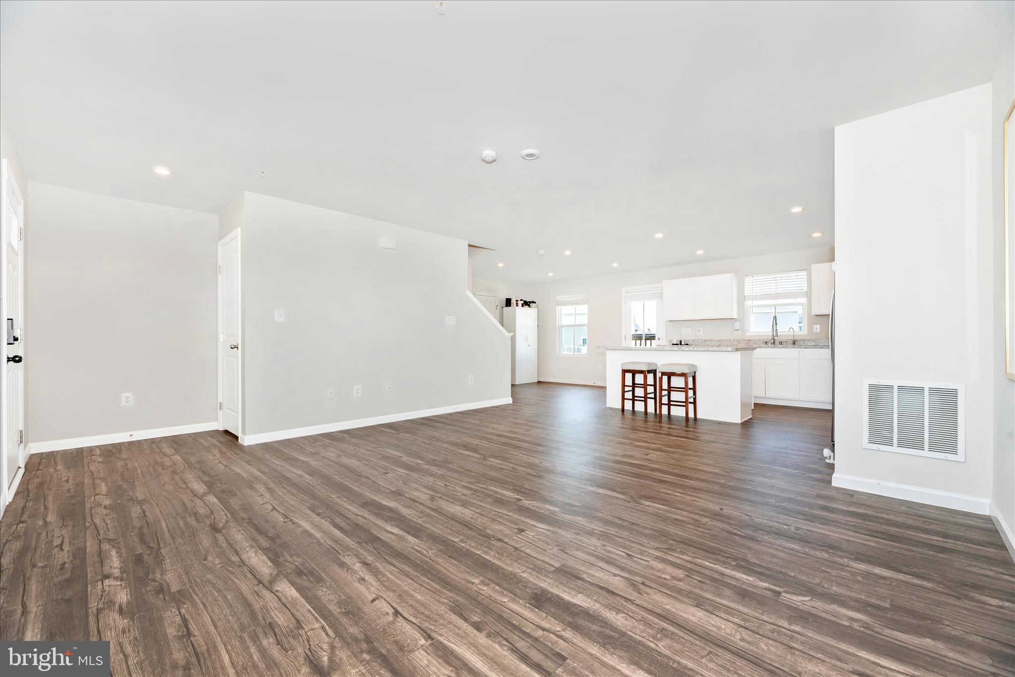 MEADE'S CROSSING - Residential