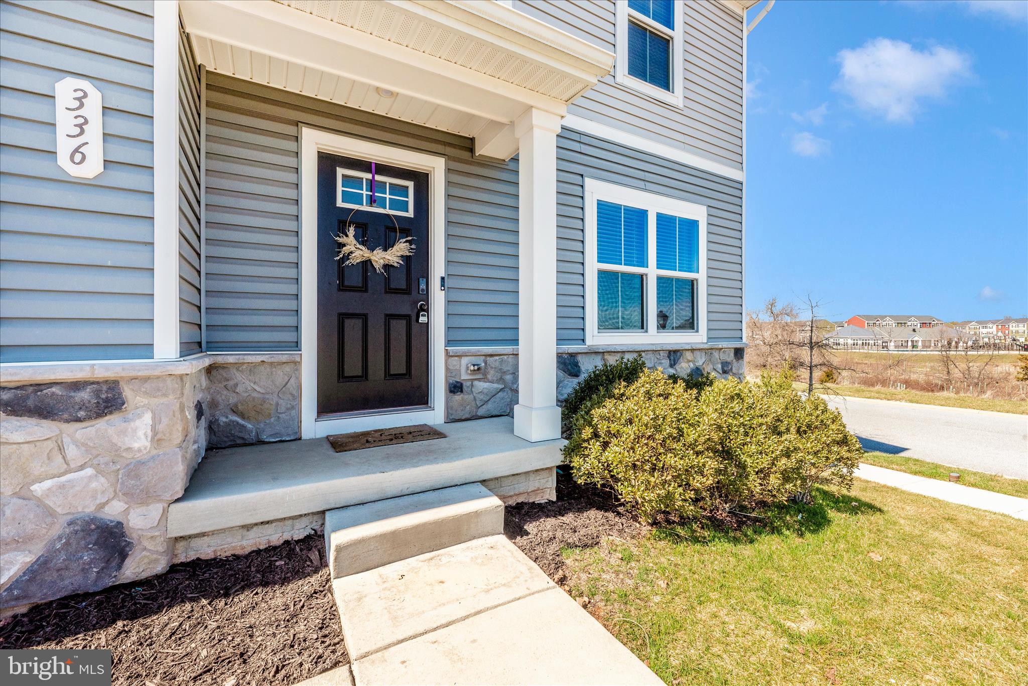 MEADE'S CROSSING - Residential