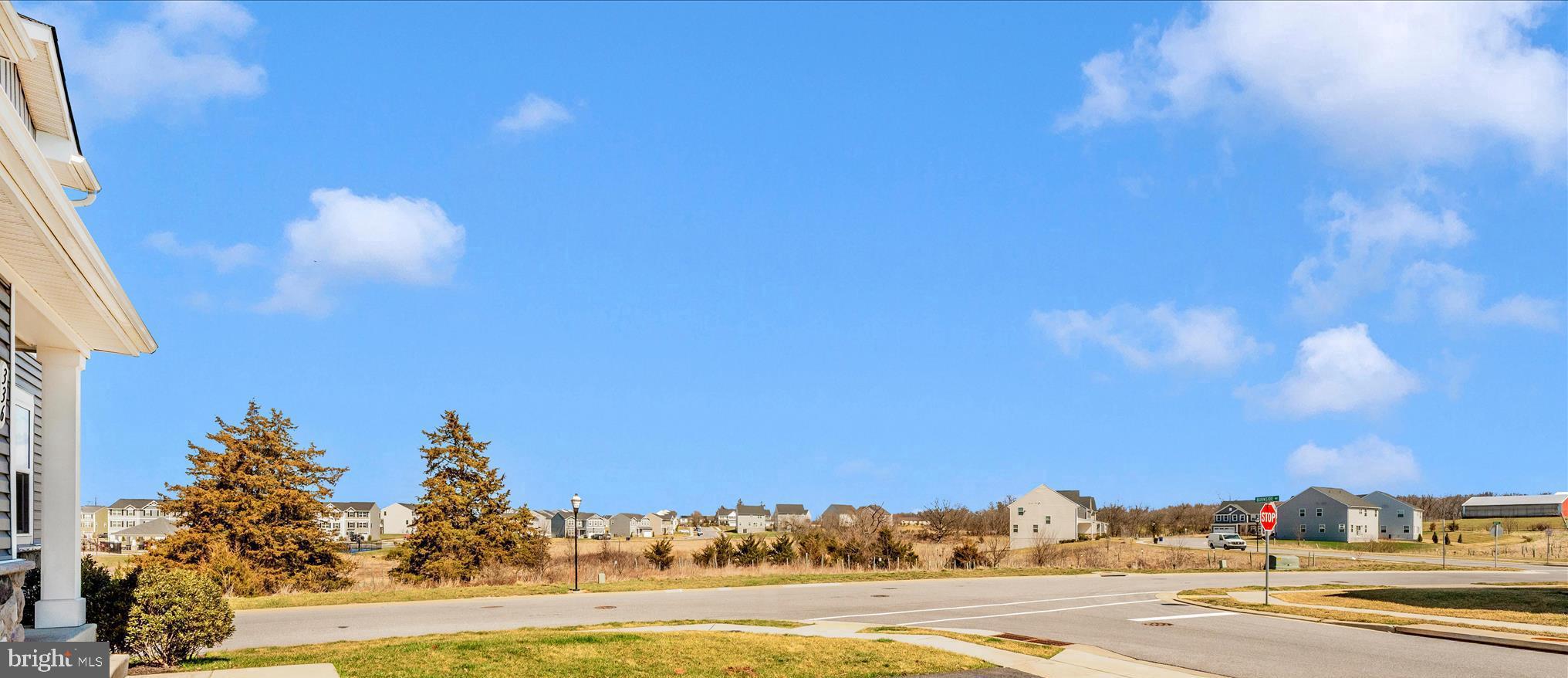 MEADE'S CROSSING - Residential