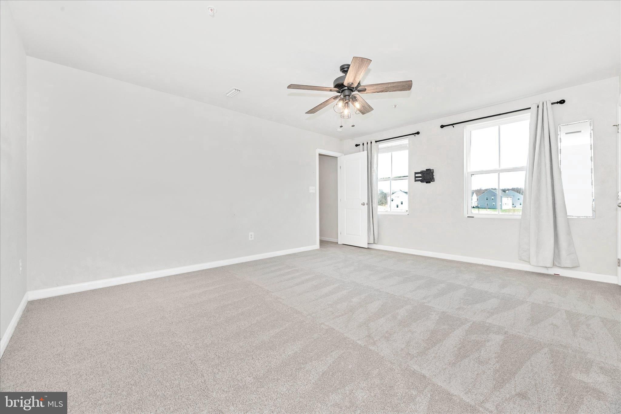 MEADE'S CROSSING - Residential