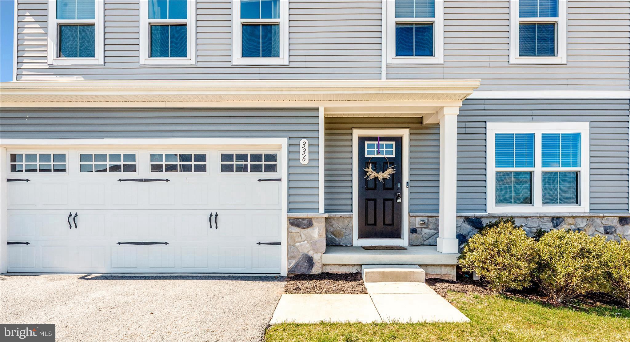 MEADE'S CROSSING - Residential