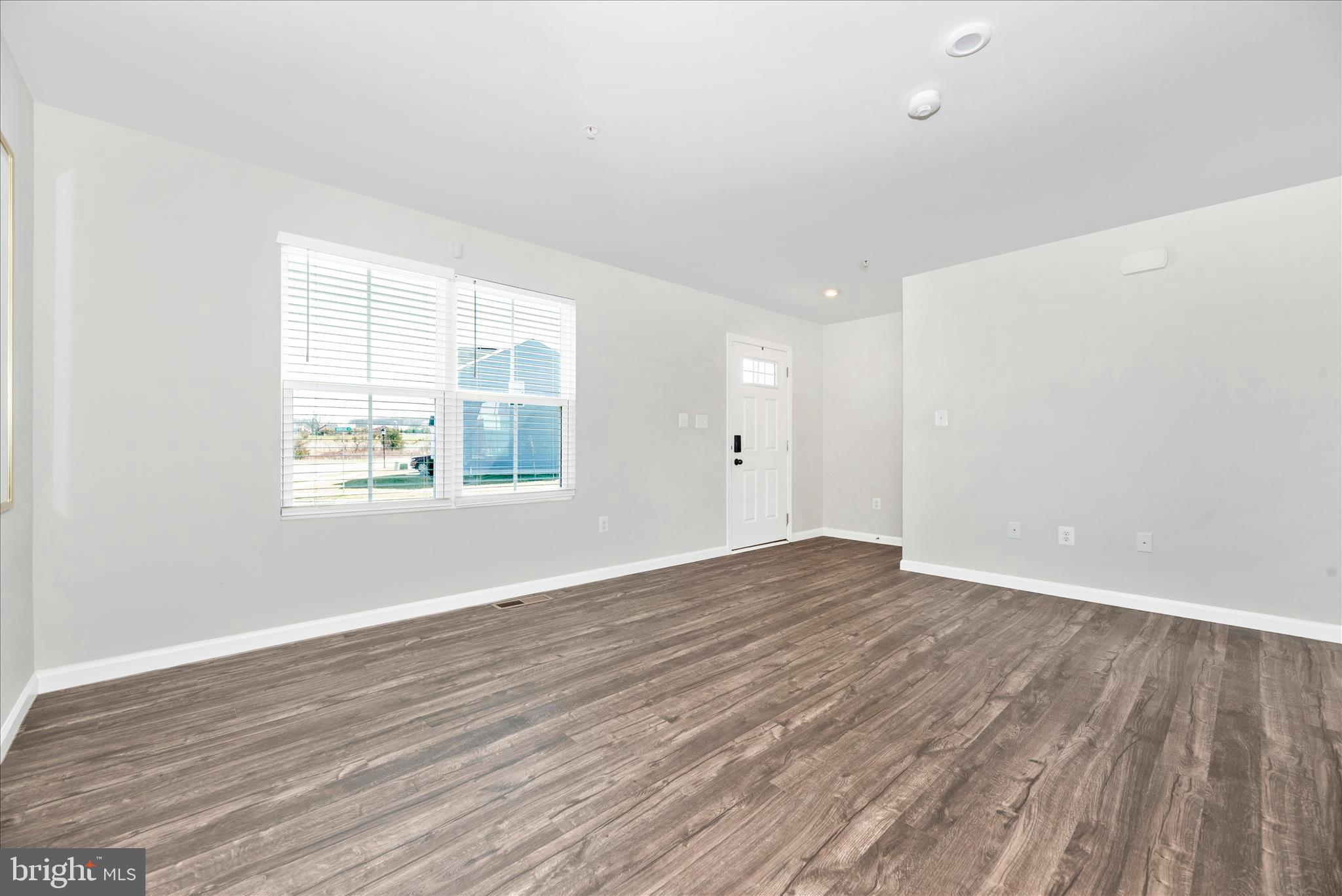 MEADE'S CROSSING - Residential