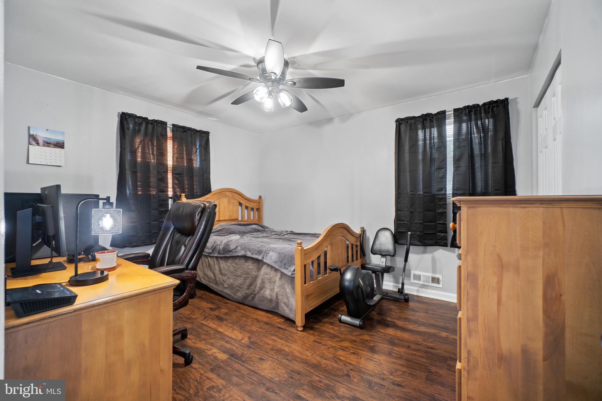 TOLLGATE - Residential