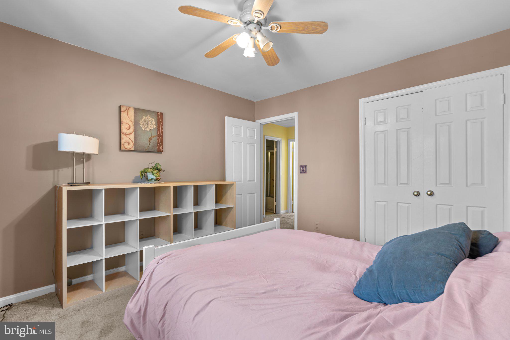 SANDY SPRING VILLAGE - Residential