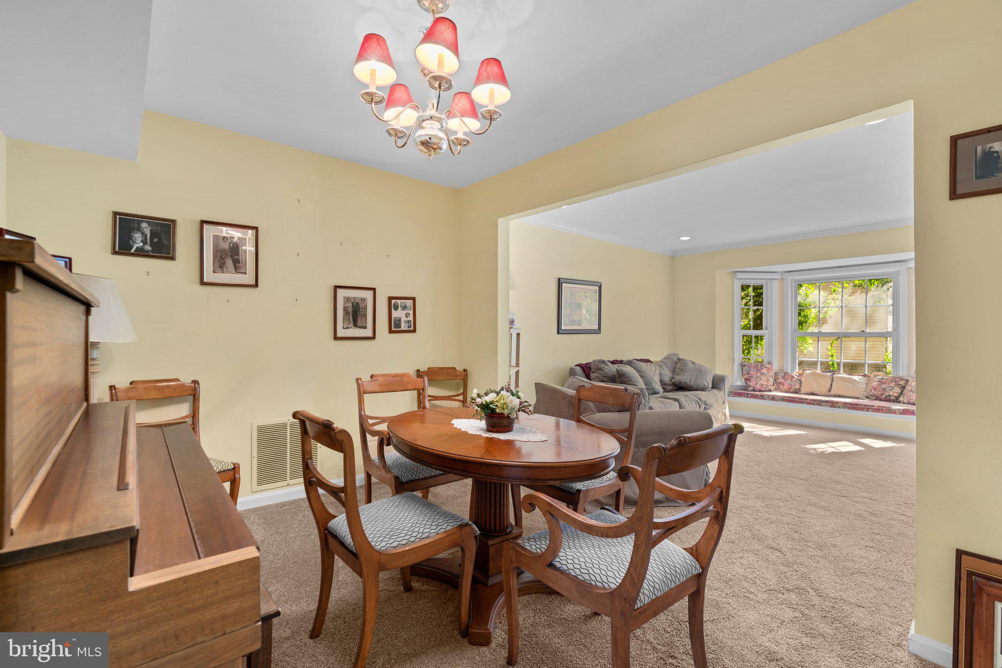 SANDY SPRING VILLAGE - Residential