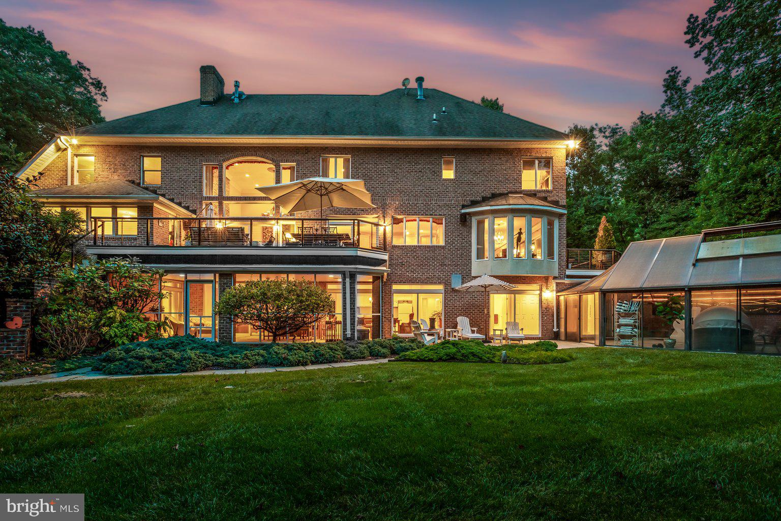 IVY HILL - Residential