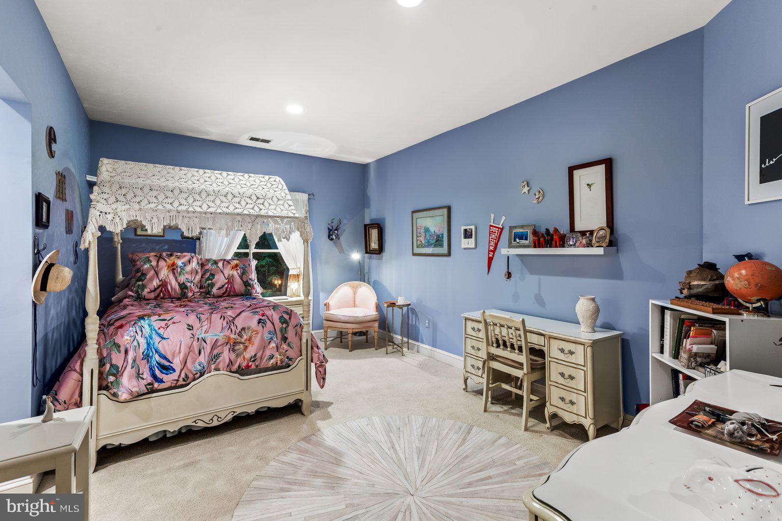 IVY HILL - Residential