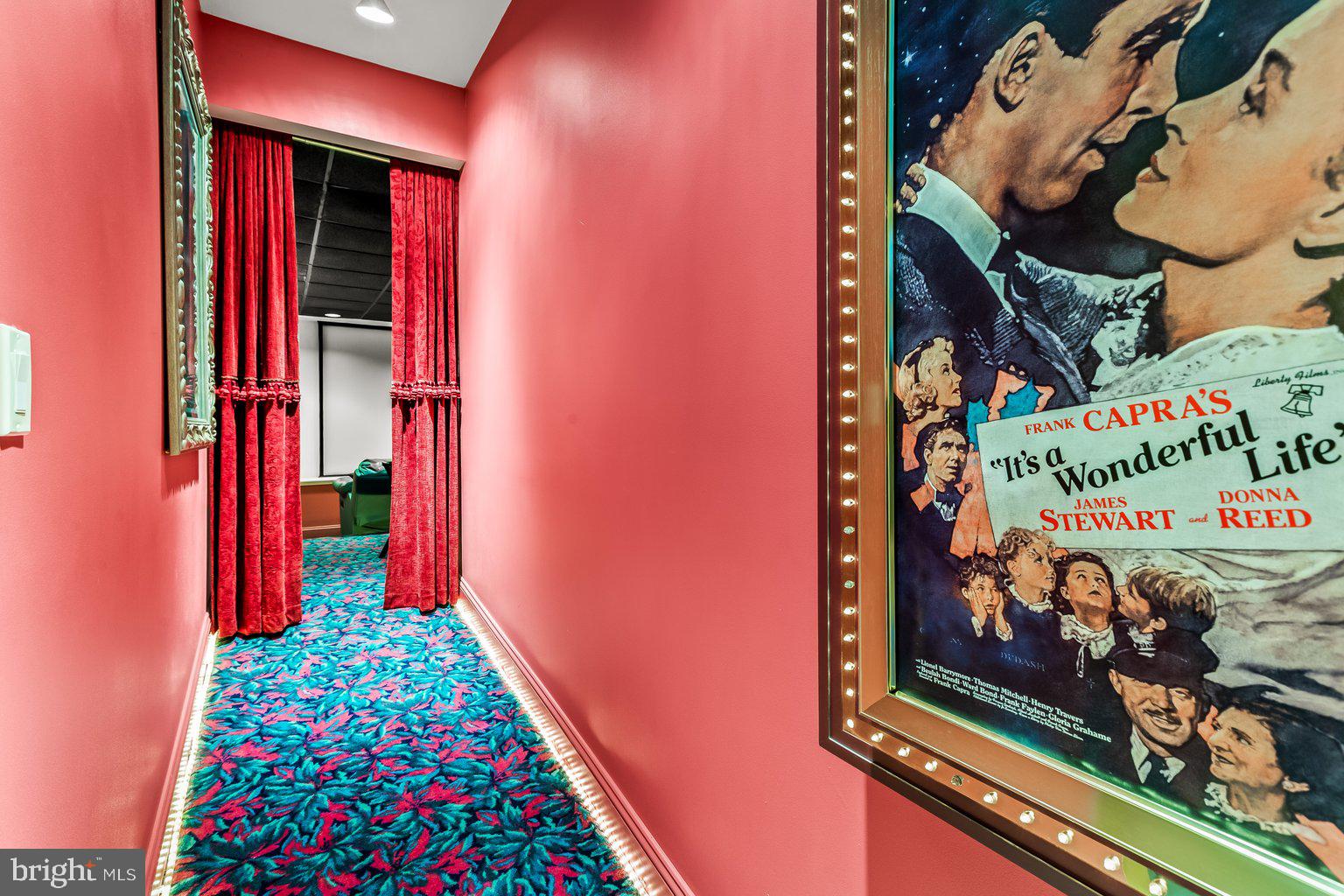 IVY HILL - Residential