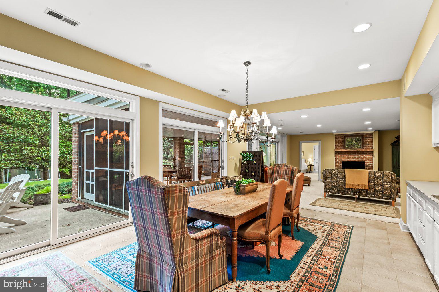 IVY HILL - Residential