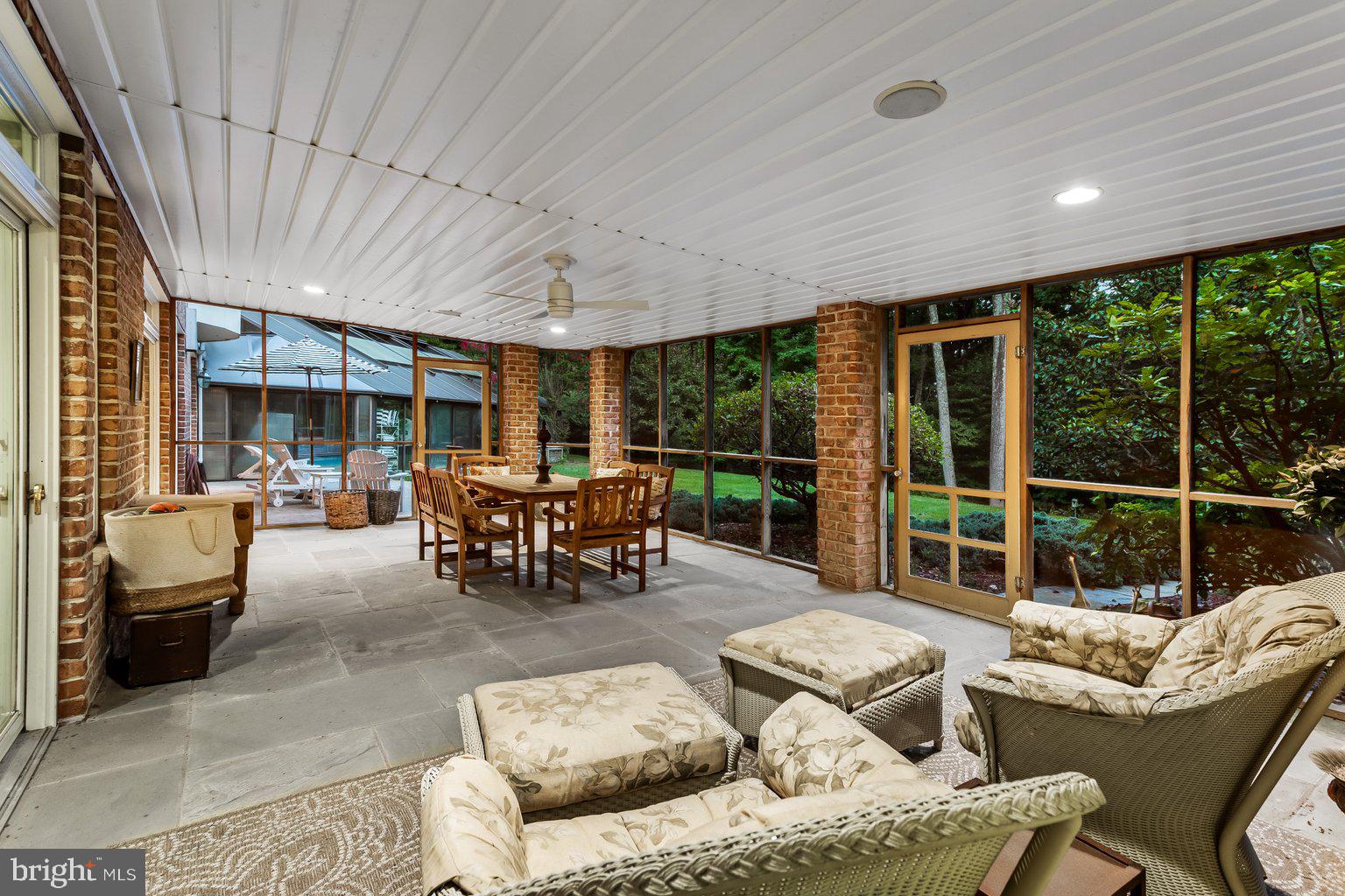 IVY HILL - Residential