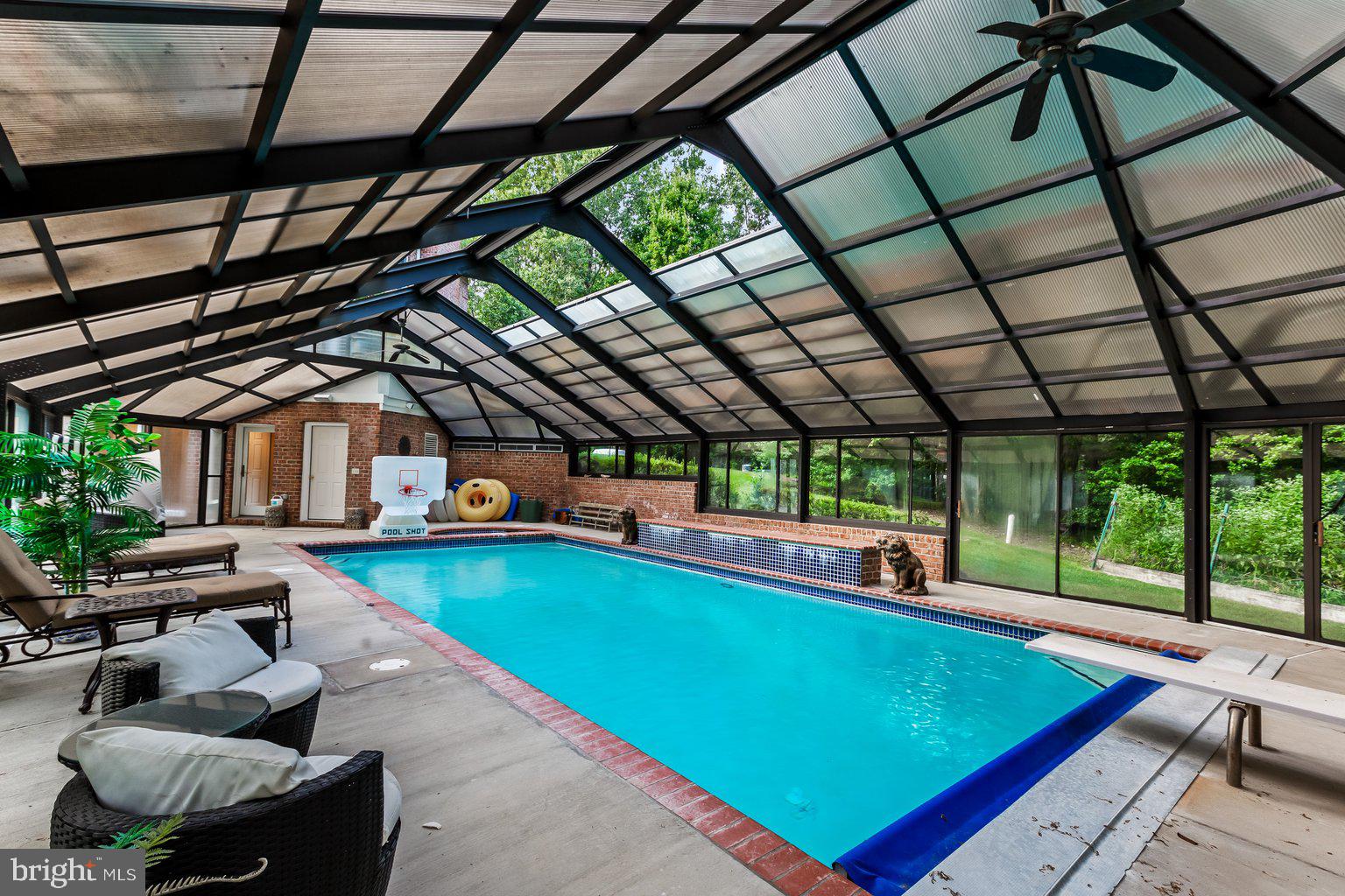 IVY HILL - Residential