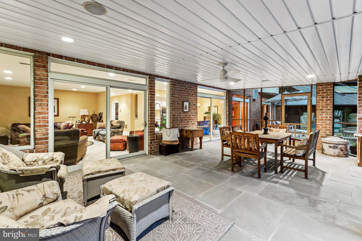 IVY HILL - Residential