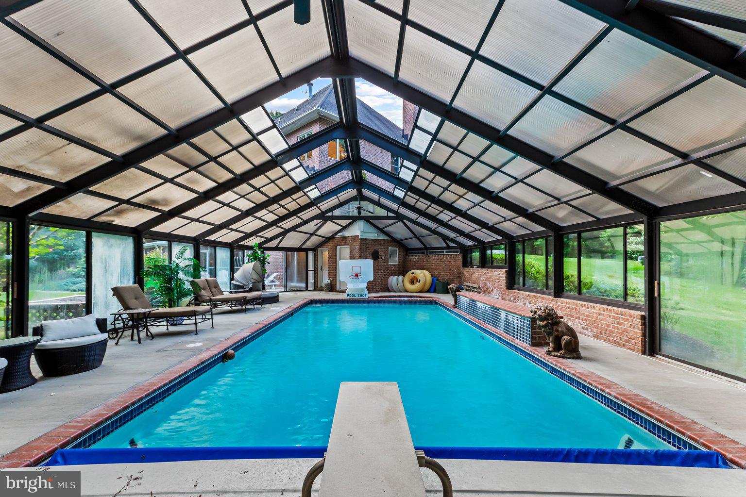 IVY HILL - Residential