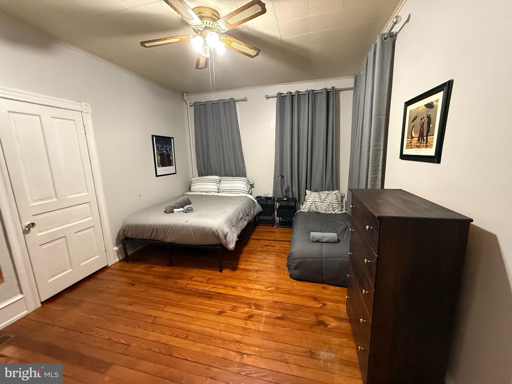 36 W CEDAR AVENUE