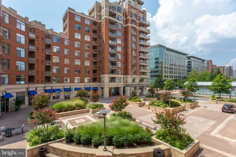 3650 S Glebe Road Unit 239, Arlington, VA MLS: VAAR2054508