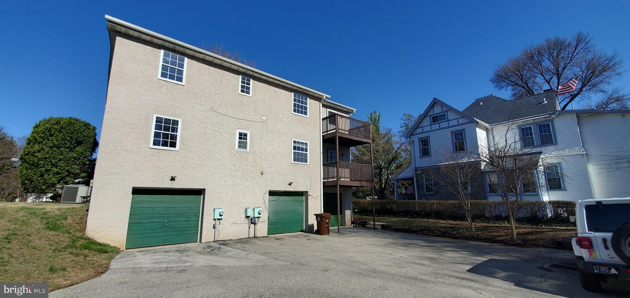 LANSDOWNE - Residential Lease