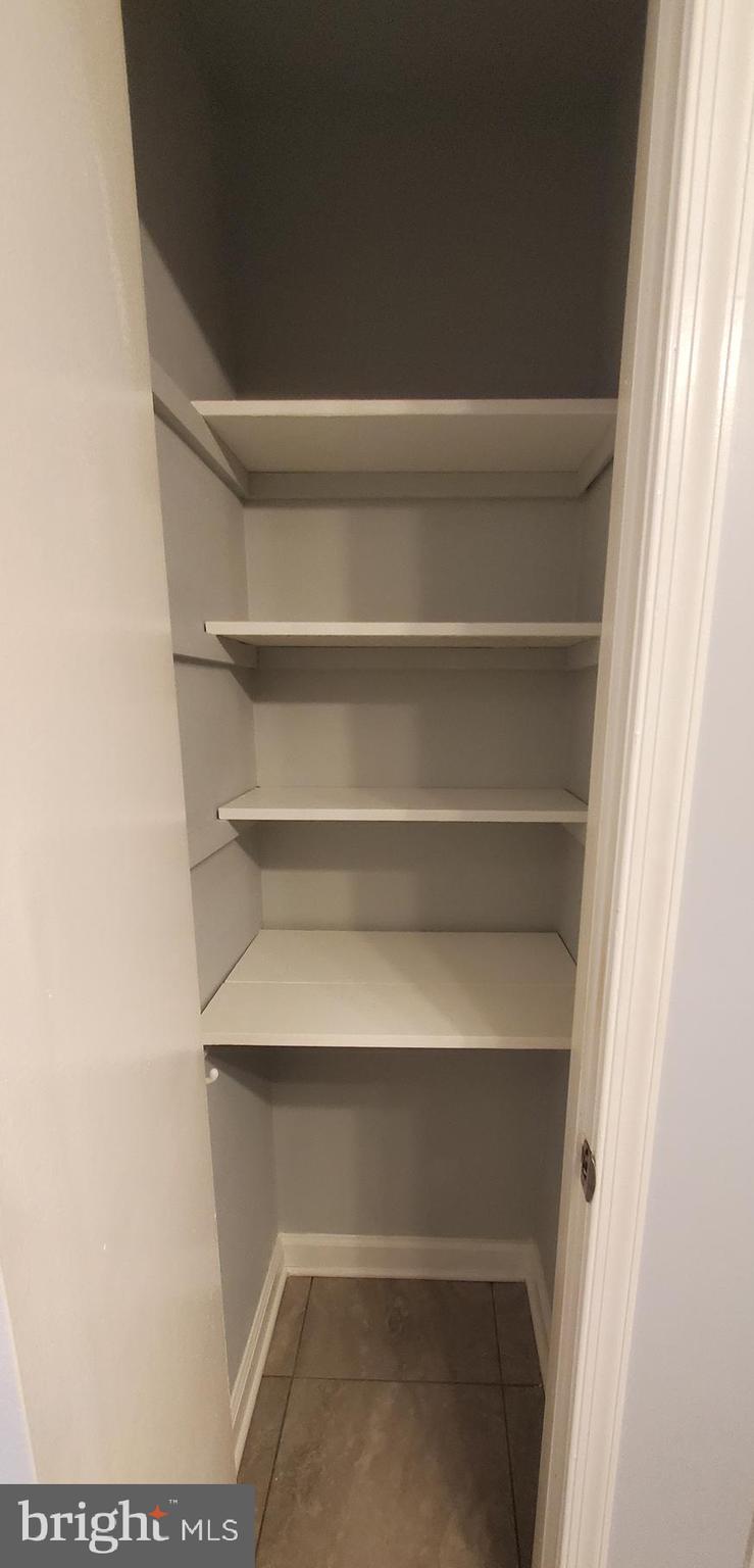 LANSDOWNE - Residential Lease