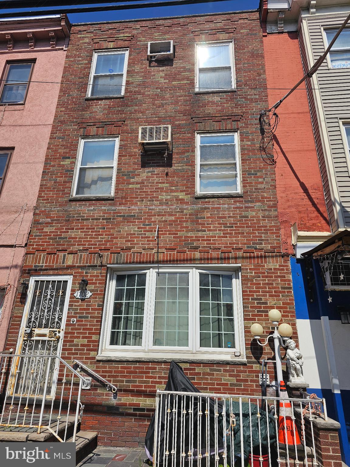 Great value & very potential property in the middle of new major development area.