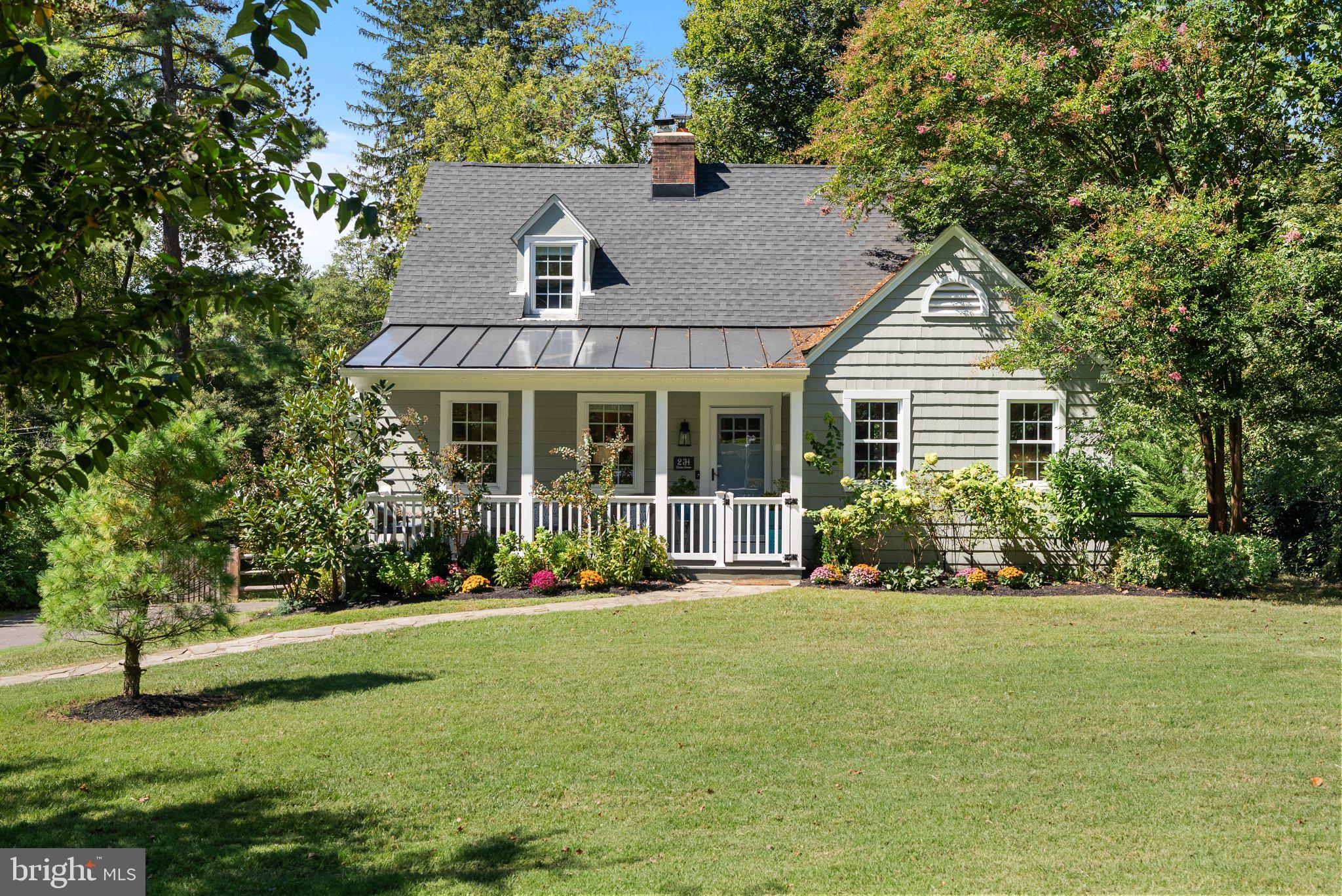2H DUTTON AVENUE