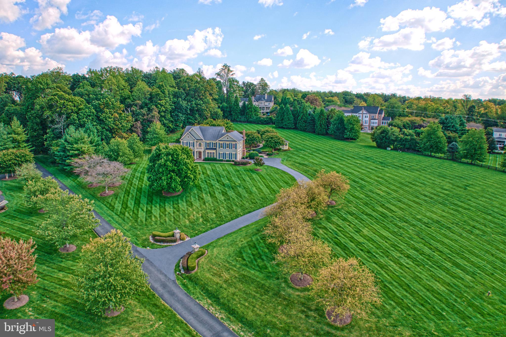 BEACON HILL - Residential