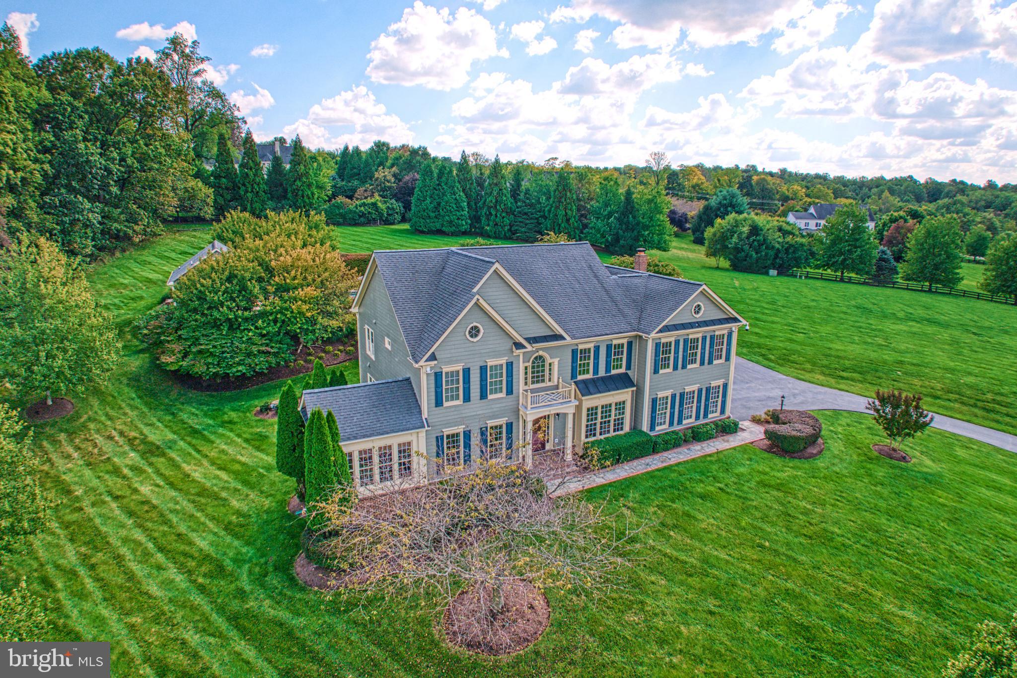 BEACON HILL - Residential