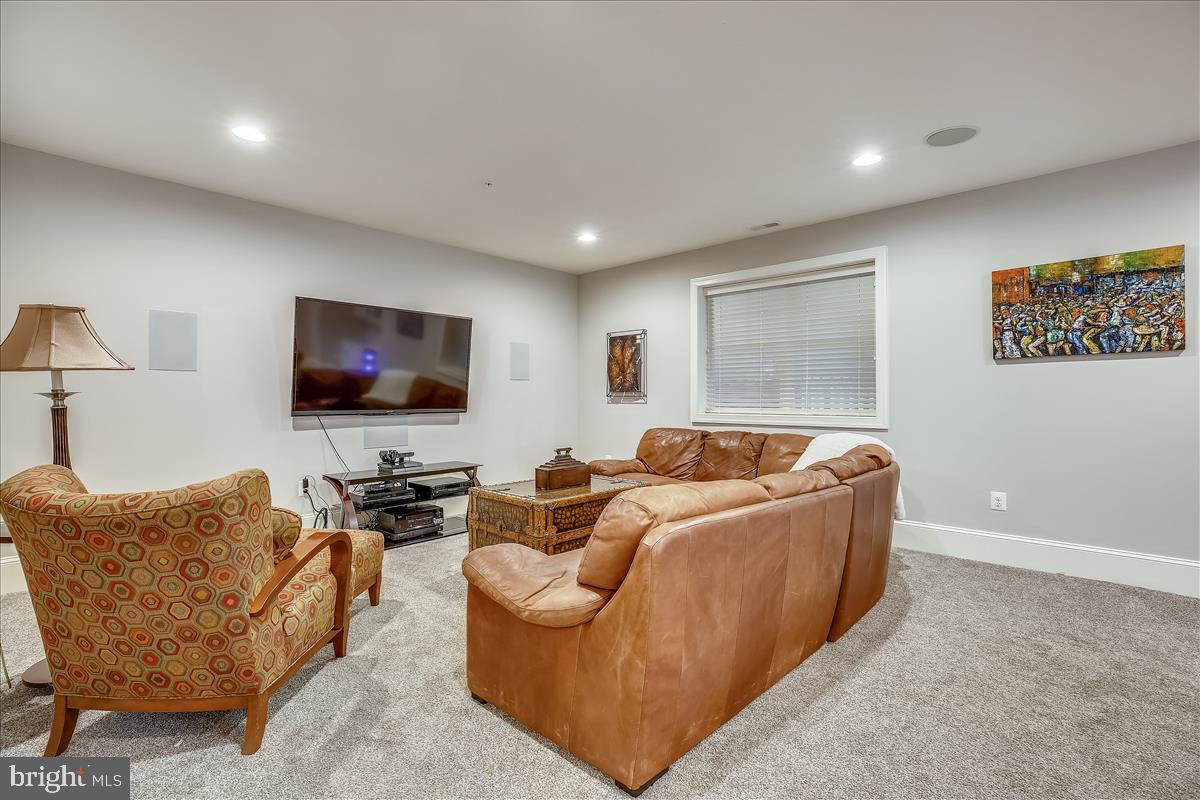 COLUMBIA FOREST - Residential
