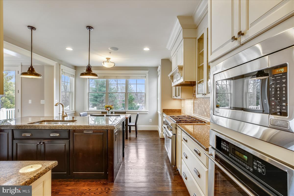 COLUMBIA FOREST - Residential