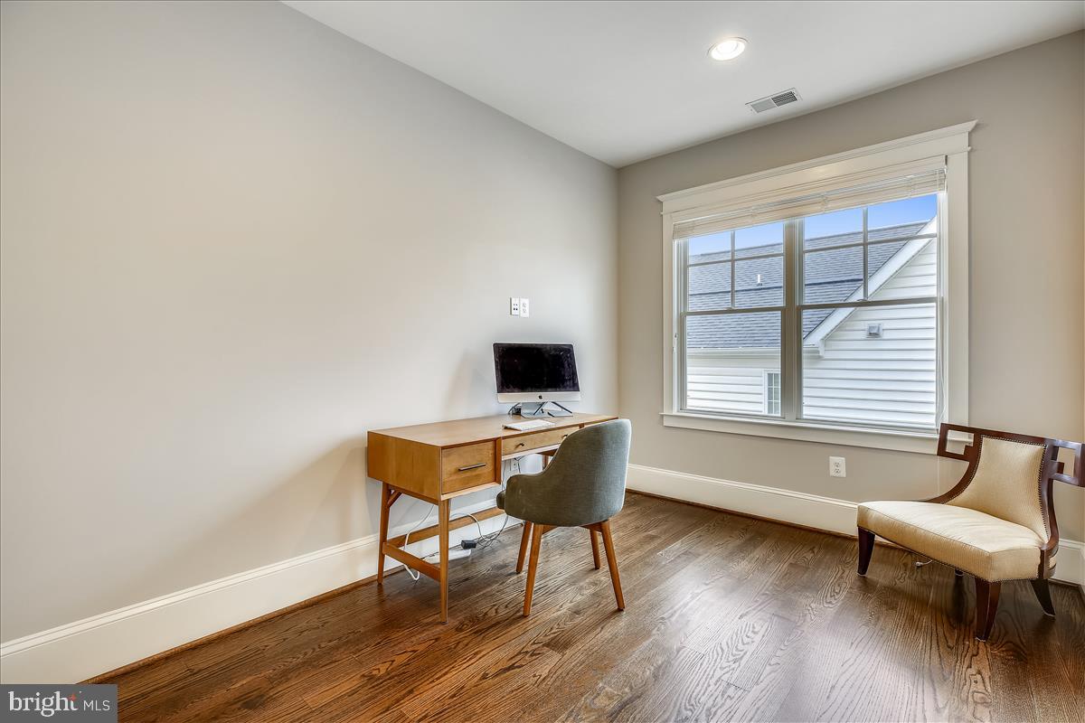 COLUMBIA FOREST - Residential