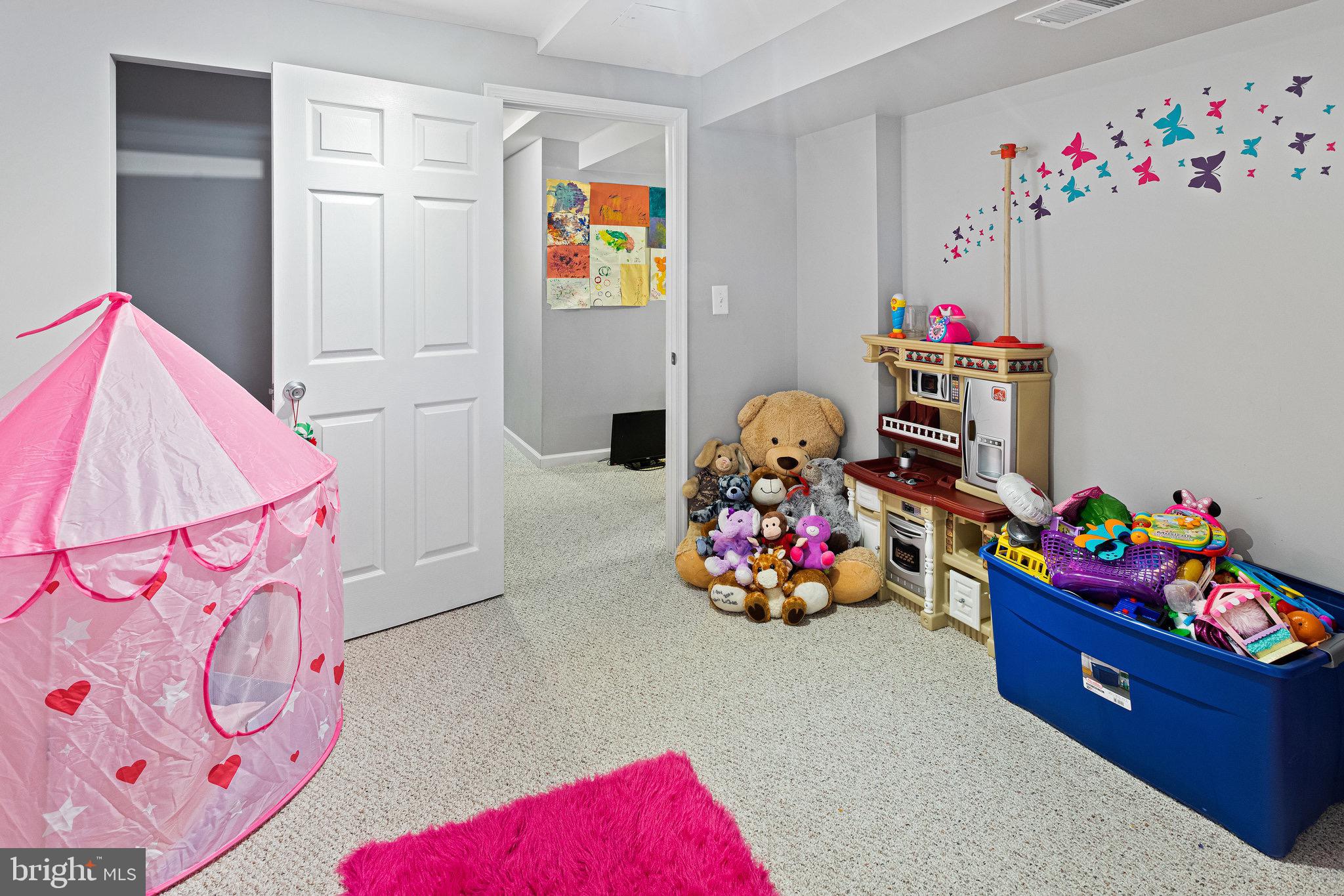 OLD BRIDGE ESTATES - Residential