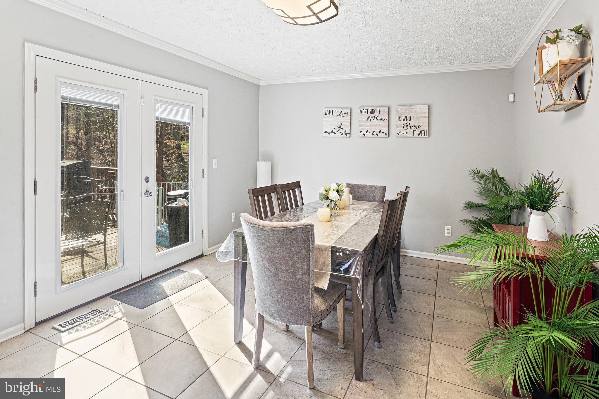 OLD BRIDGE ESTATES - Residential