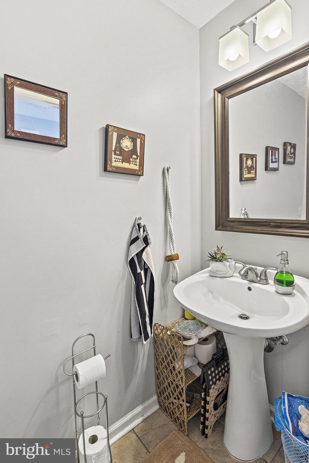 OLD BRIDGE ESTATES - Residential