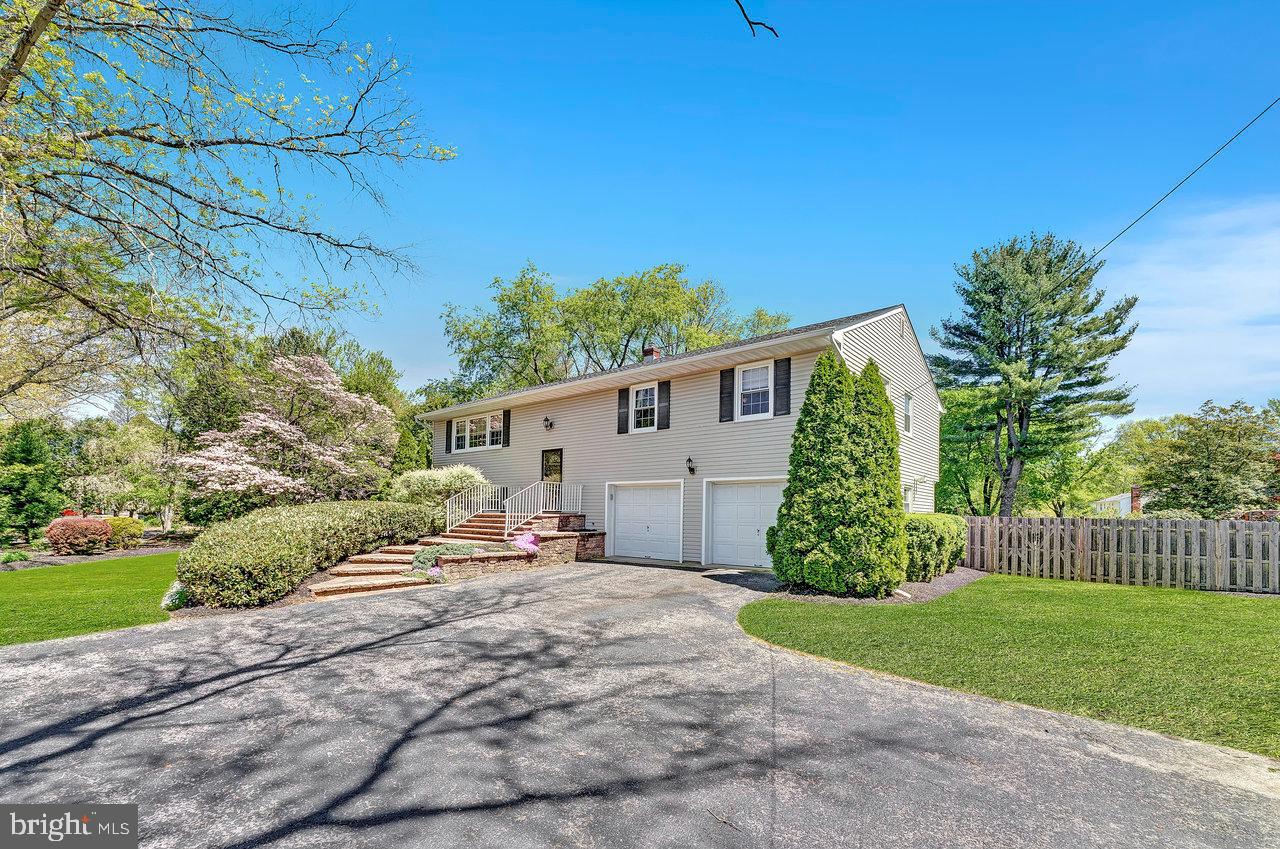 314 N POST ROAD