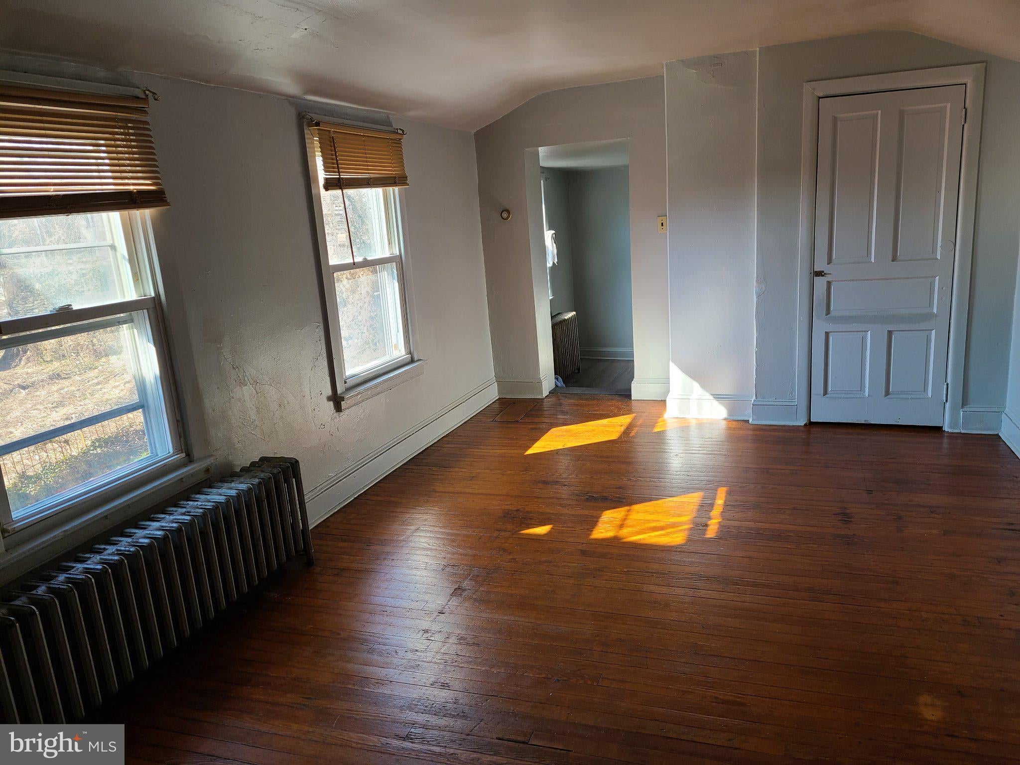 89 E HERMAN STREET